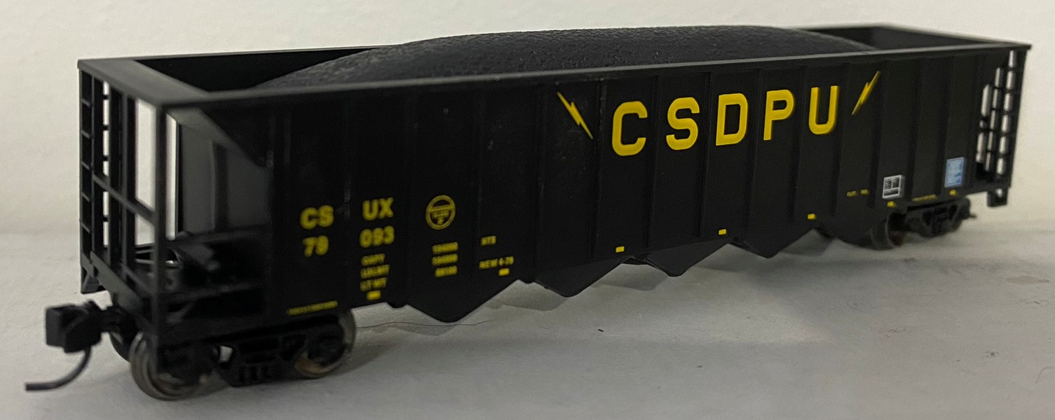 Fox Valley 83606: 5 Bay CSDPU Rapid Discharge Ortner Hopper Car with coal load.   Note: Price reduced to $30 or $22.50 for 4 